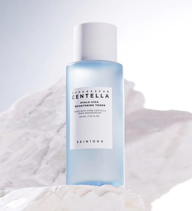 SKIN1004 Madagascar Centella Hyalu-Cica Brightening Toner 210ml