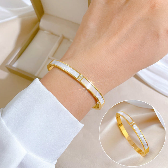 Pearl Luxe Gold Bangle Bracelet