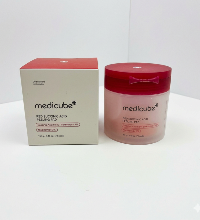 Medicube Red Succinic Acid Peeling Pad